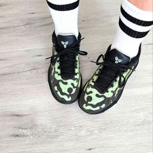 Nike | Kobe 7 System 'Mint Poison Dart Frog' sporty low-top sneakers | WMS 6.5